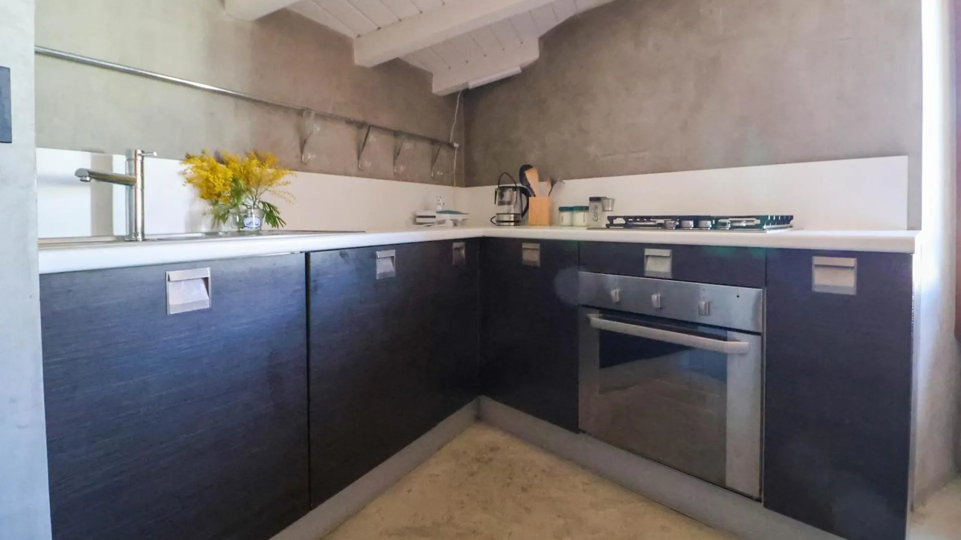 Ferienwohnung La Terrazza Sui Tetti Desenzano del Garda